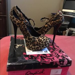 Qupid Cheetah Leopard Brown Heels Pumps Shoes 6.5